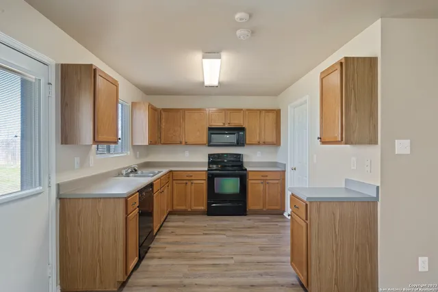 $1,850 | 144 Crest Bluff, Cibolo, TX 78108