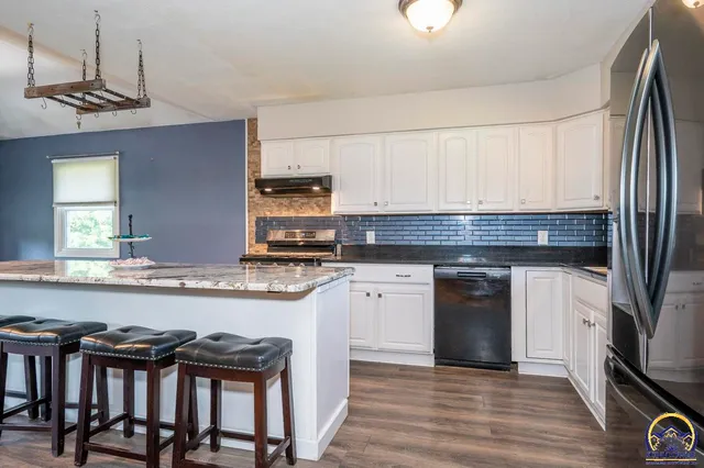 $325,000 | 550 Northwest 58th Street, Topeka, KS 66617