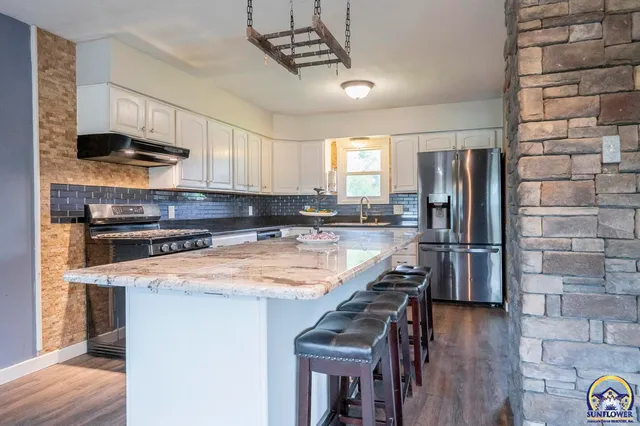 $325,000 | 550 Northwest 58th Street, Topeka, KS 66617