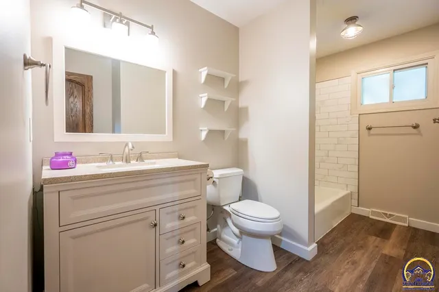 $325,000 | 550 Northwest 58th Street, Topeka, KS 66617