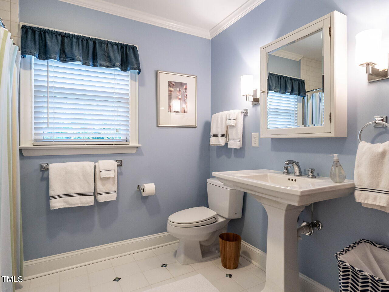 3510 Wordsworth Place Raleigh, NC 27609 - Photo 21 of 40 Bath 2
