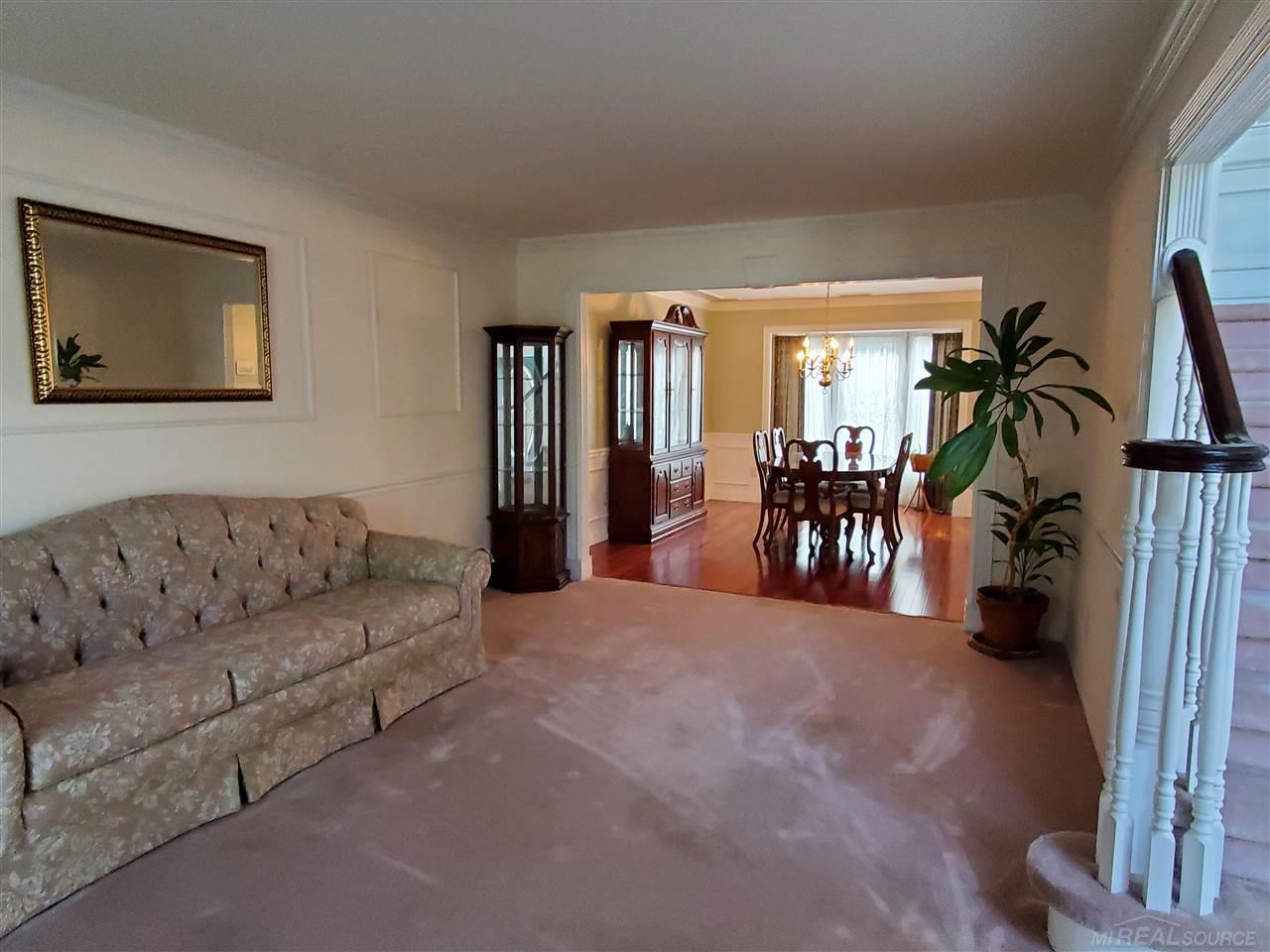 46869 West Ridge Drive Macomb, MI 48044 - Photo 16 of 48 50080942-15.JPG