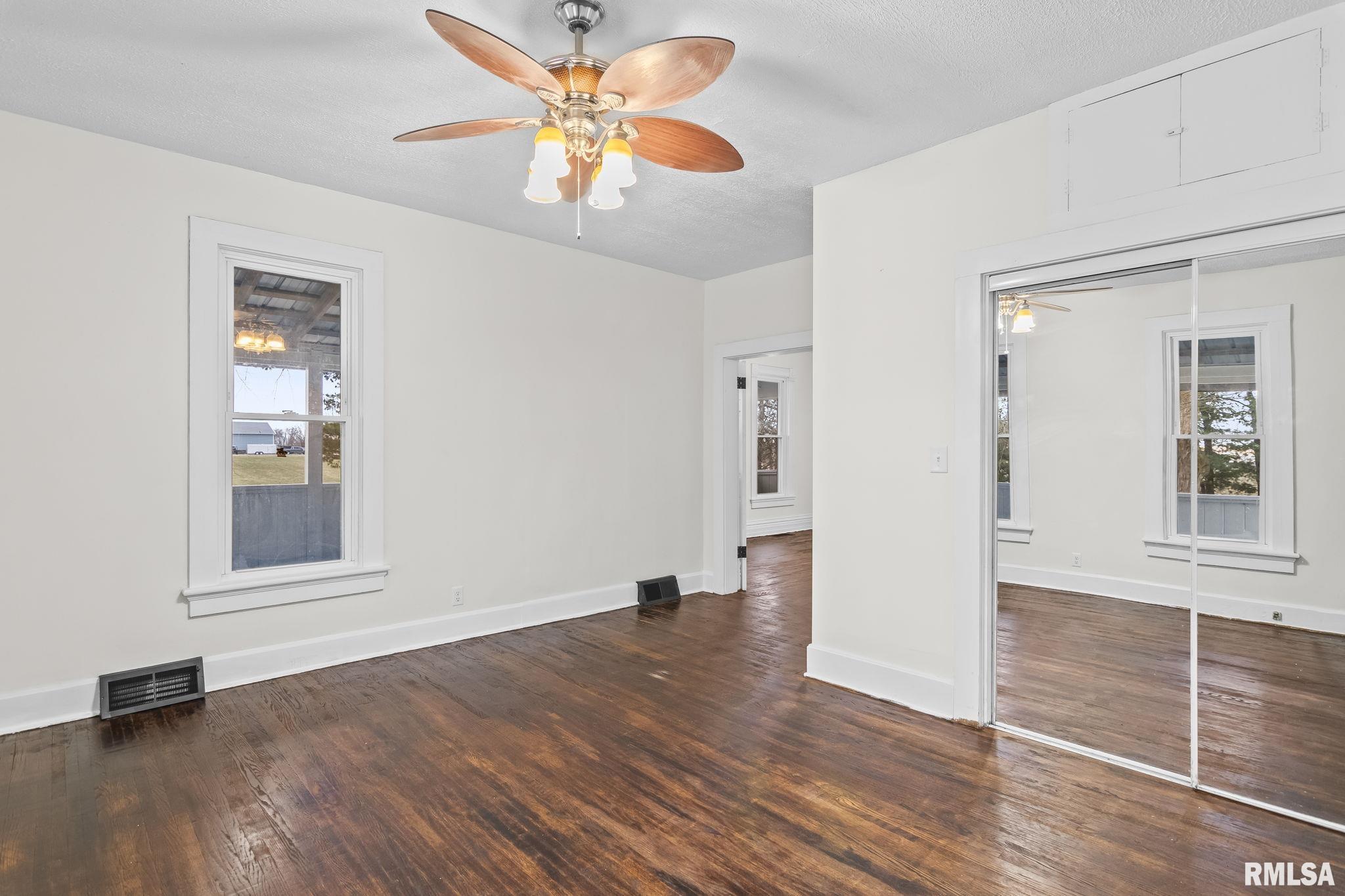 4758 Sturdy Road Rochester, IL 62563 - Photo 30 of 47