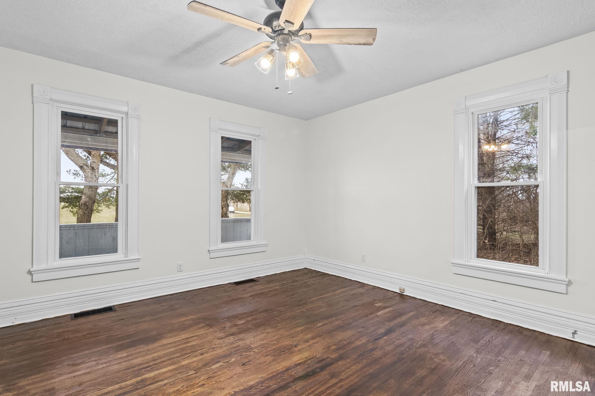 4758 Sturdy Road Rochester, IL 62563 - Photo 31 of 47