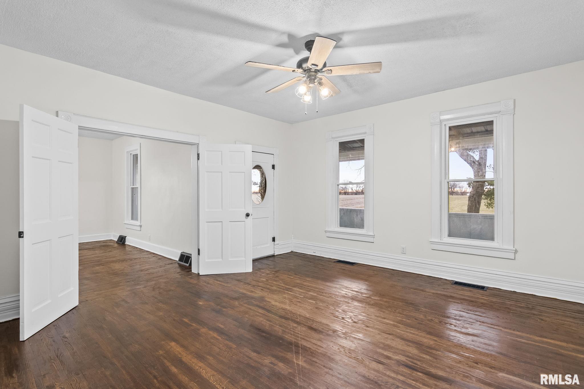 4758 Sturdy Road Rochester, IL 62563 - Photo 37 of 47