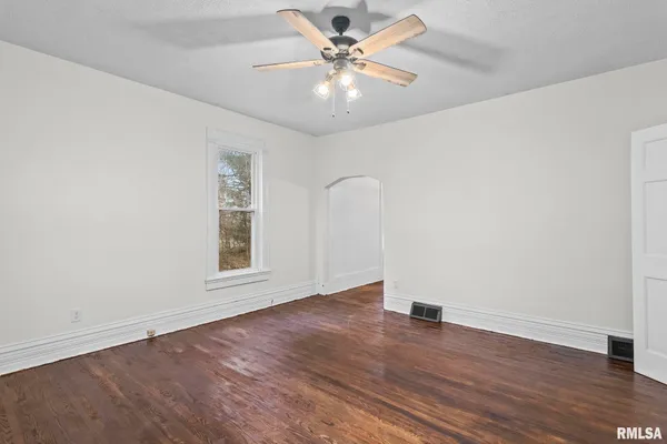 $285,000 | 4758 Sturdy Road, Rochester, IL 62563