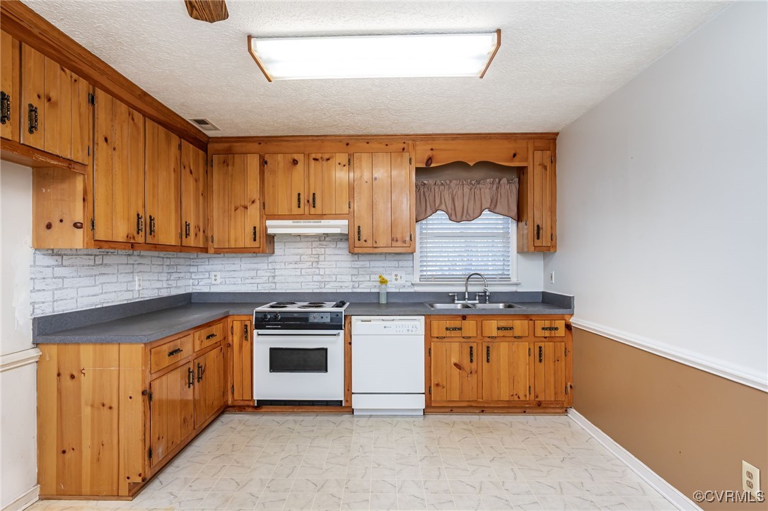 6725 Hill Road Richmond, VA 23234 - Photo 13 of 34 Gallery Image 13