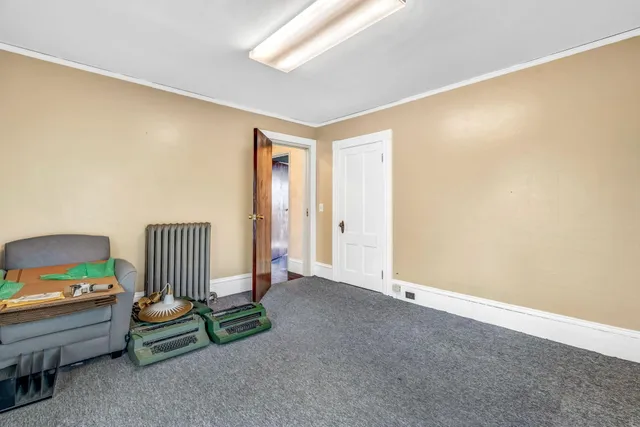 $215,000 | 86 Western Avenue, Augusta, ME 04330