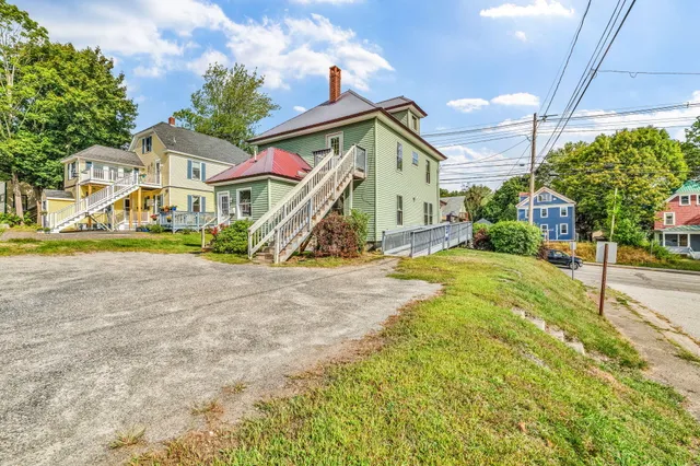 $215,000 | 86 Western Avenue, Augusta, ME 04330