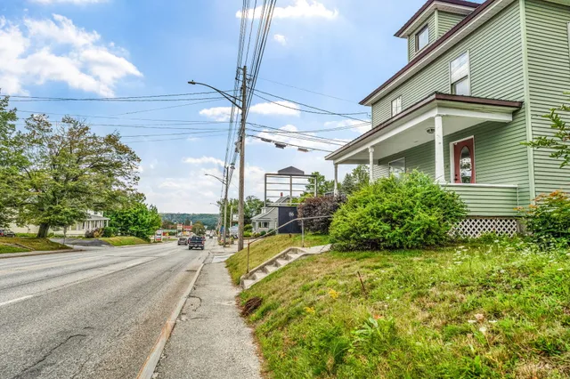 $215,000 | 86 Western Avenue, Augusta, ME 04330