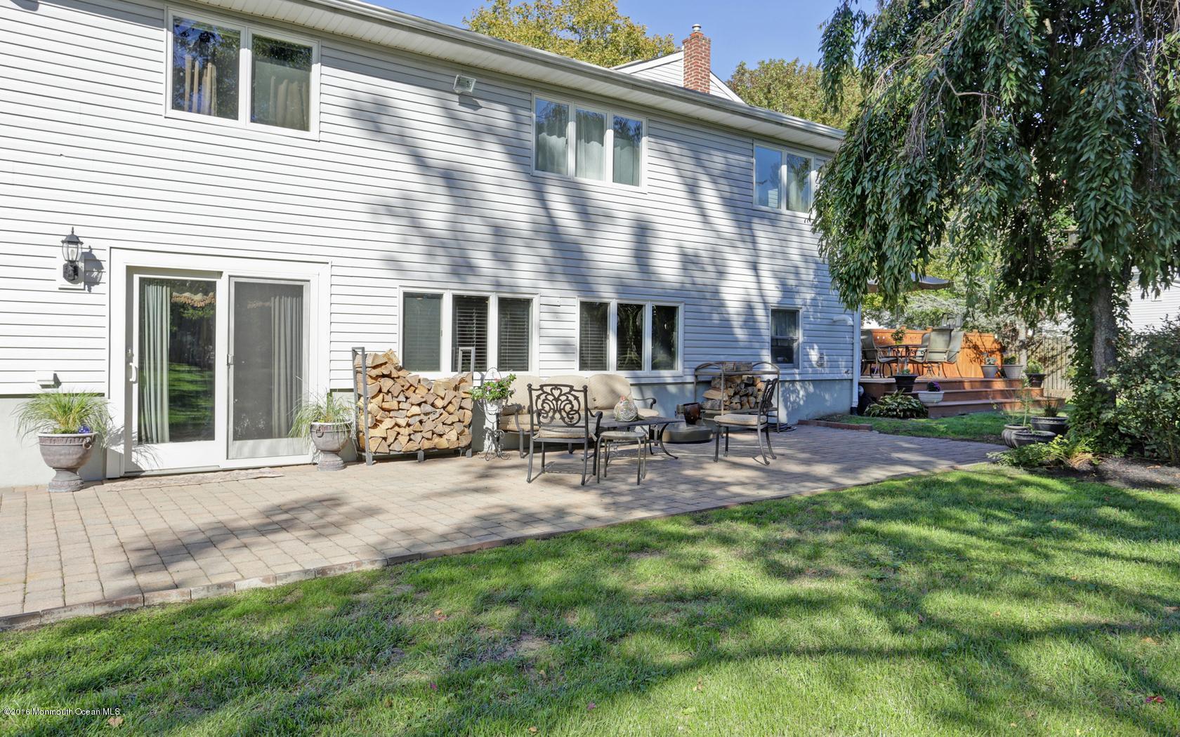 8 Barbara Terrace Middletown, NJ 07748 - Photo 28 of 31 Deck3