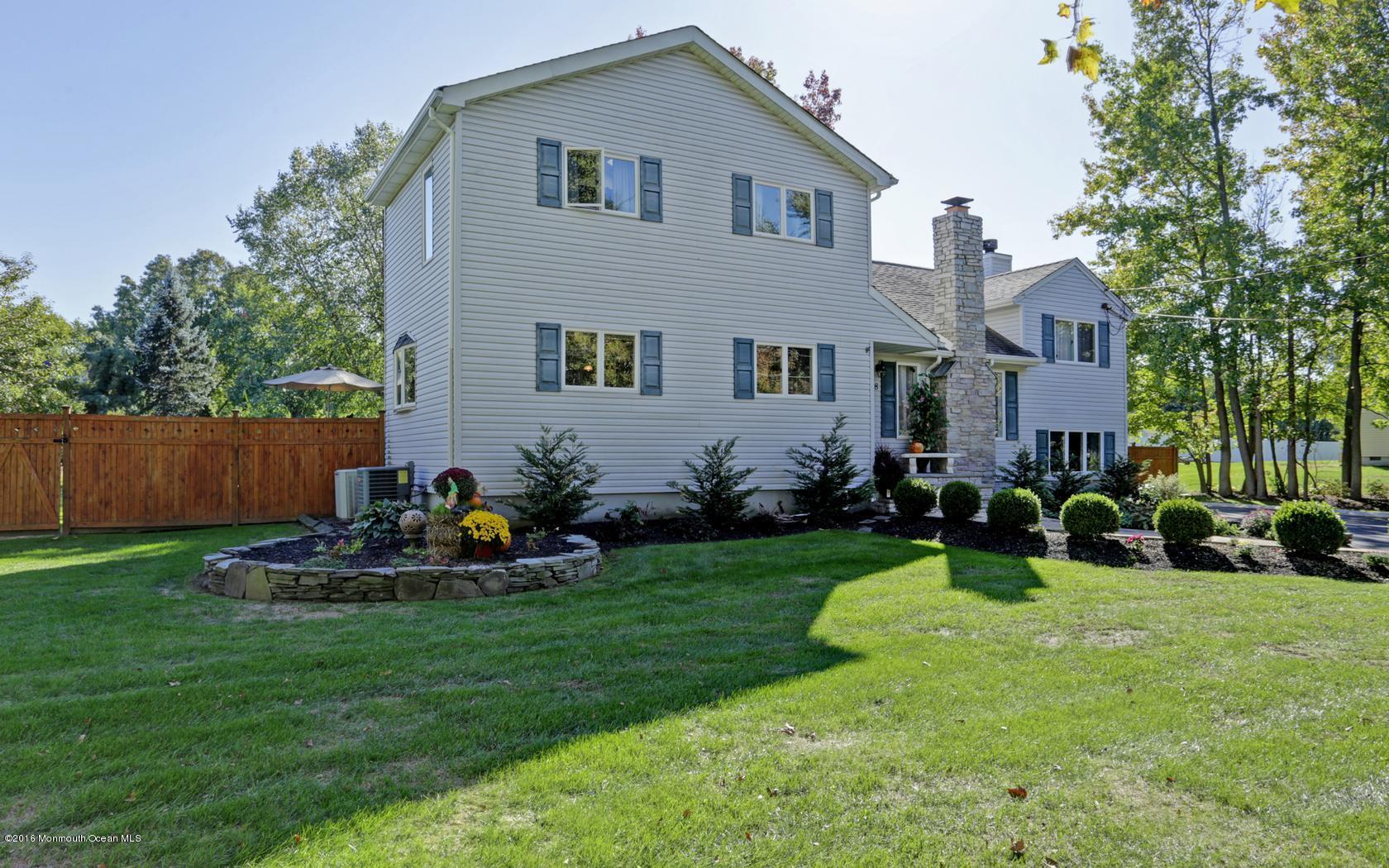 8 Barbara Terrace Middletown, NJ 07748 - Photo 4 of 31 Front4