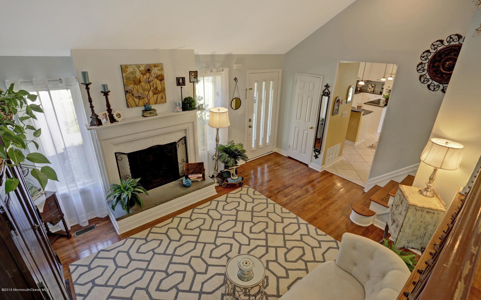 8 Barbara Terrace Middletown, NJ 07748 - Photo 6 of 31 LR2