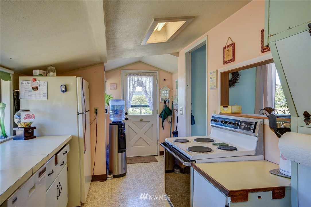 225 West Frostad Road Oak Harbor, WA 98277 - Photo 14 of 24 Gallery Image 14