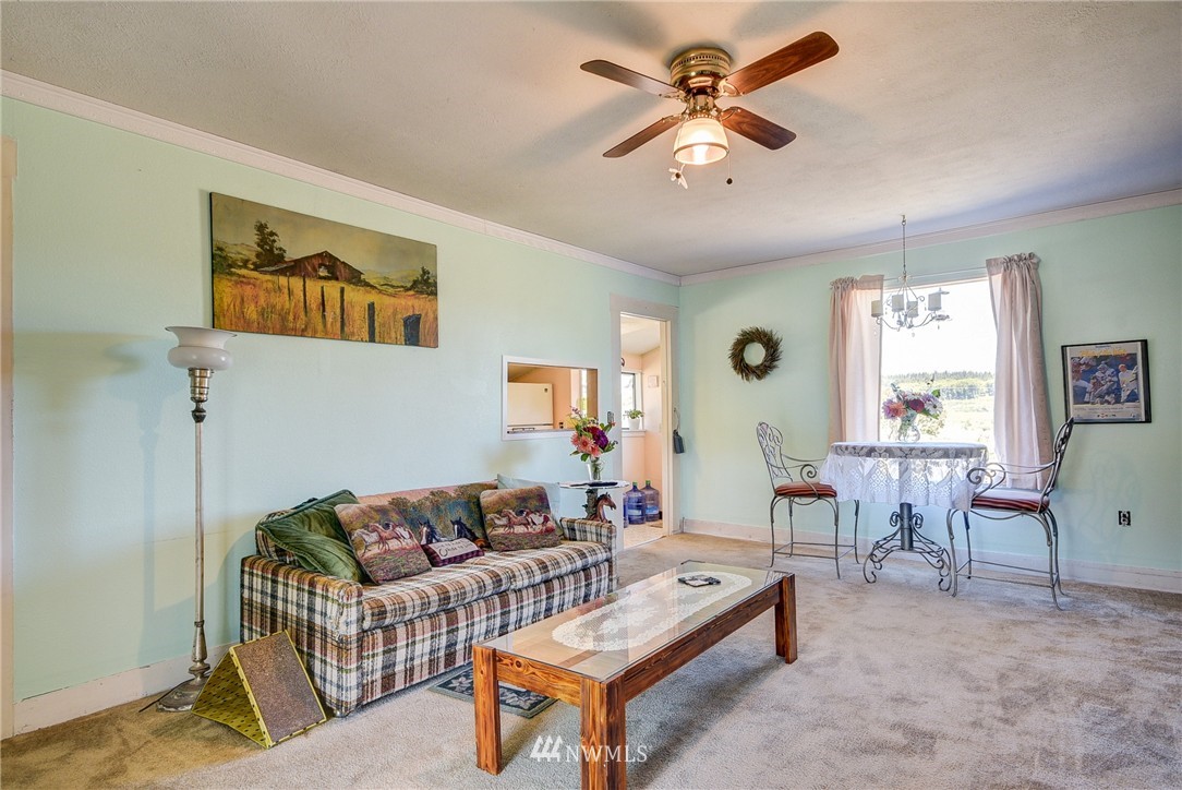 225 West Frostad Road Oak Harbor, WA 98277 - Photo 3 of 24 Gallery Image 3