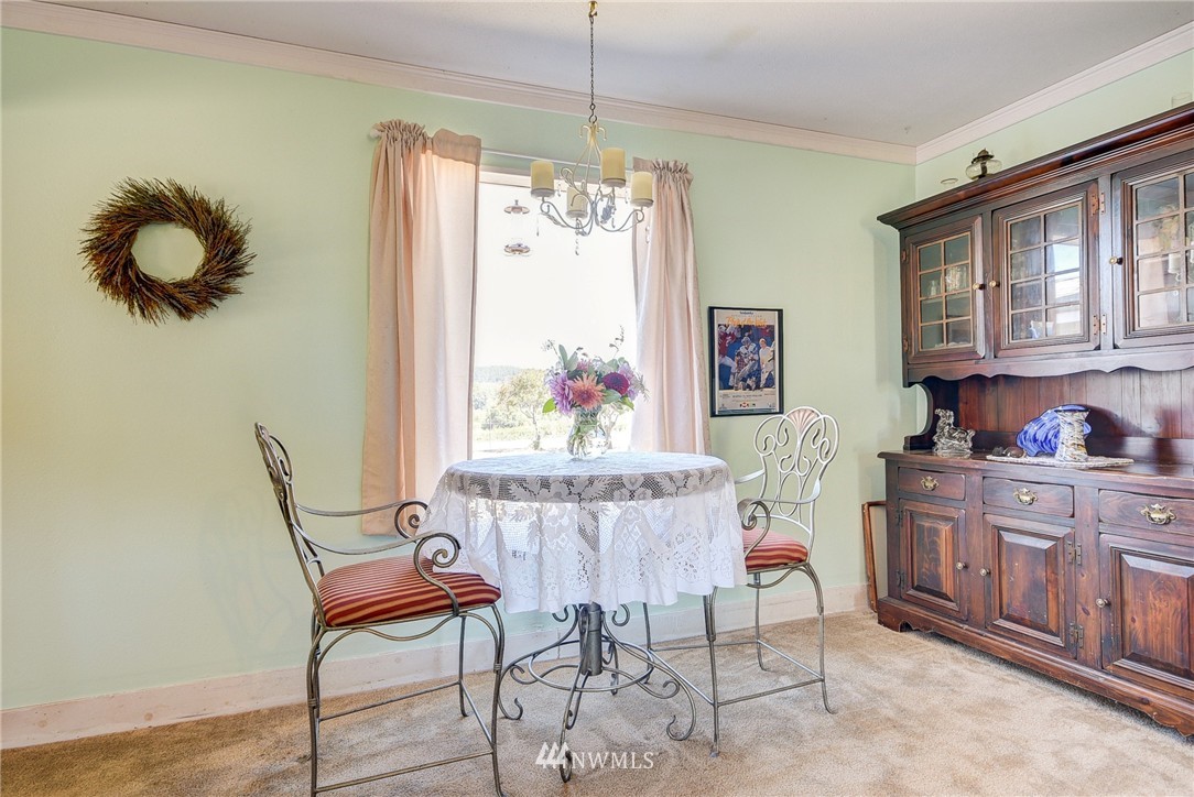 225 West Frostad Road Oak Harbor, WA 98277 - Photo 5 of 24 Gallery Image 5