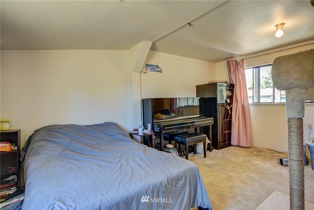225 West Frostad Road Oak Harbor, WA 98277 - Photo 8 of 24 Gallery Image 8