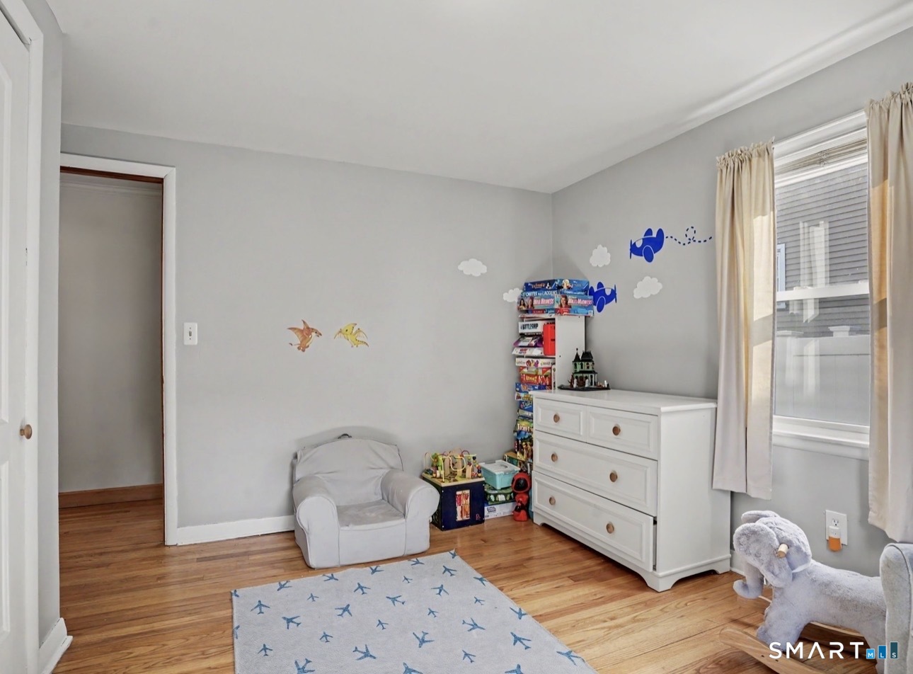 101 Soundview Avenue Fairfield, CT 06825 - Photo 9 of 26