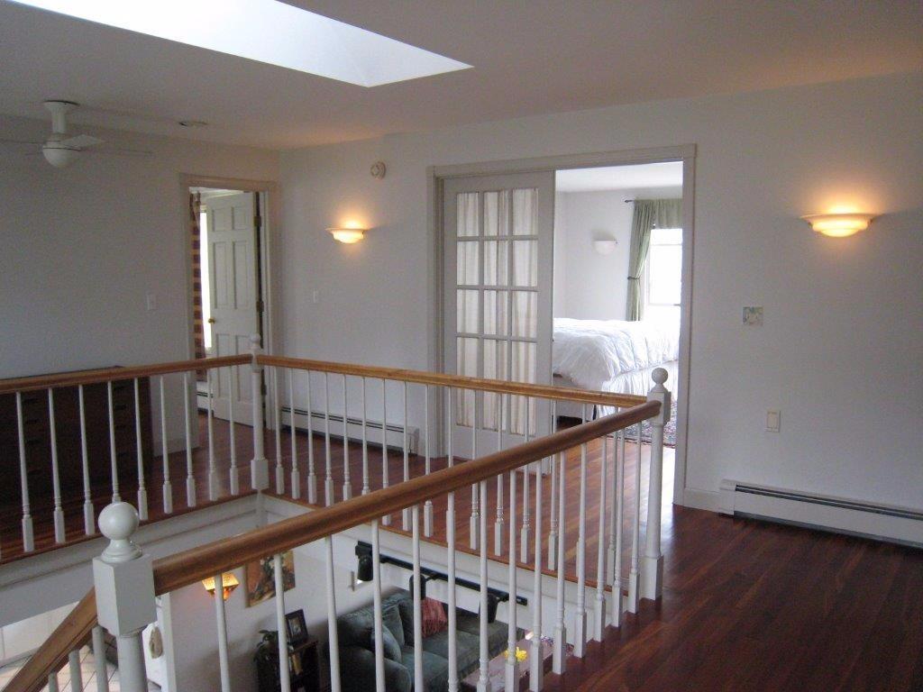 383 Lower Flying Point Road Freeport, ME 04032 - Photo 17 of 30 Upstairs hallways