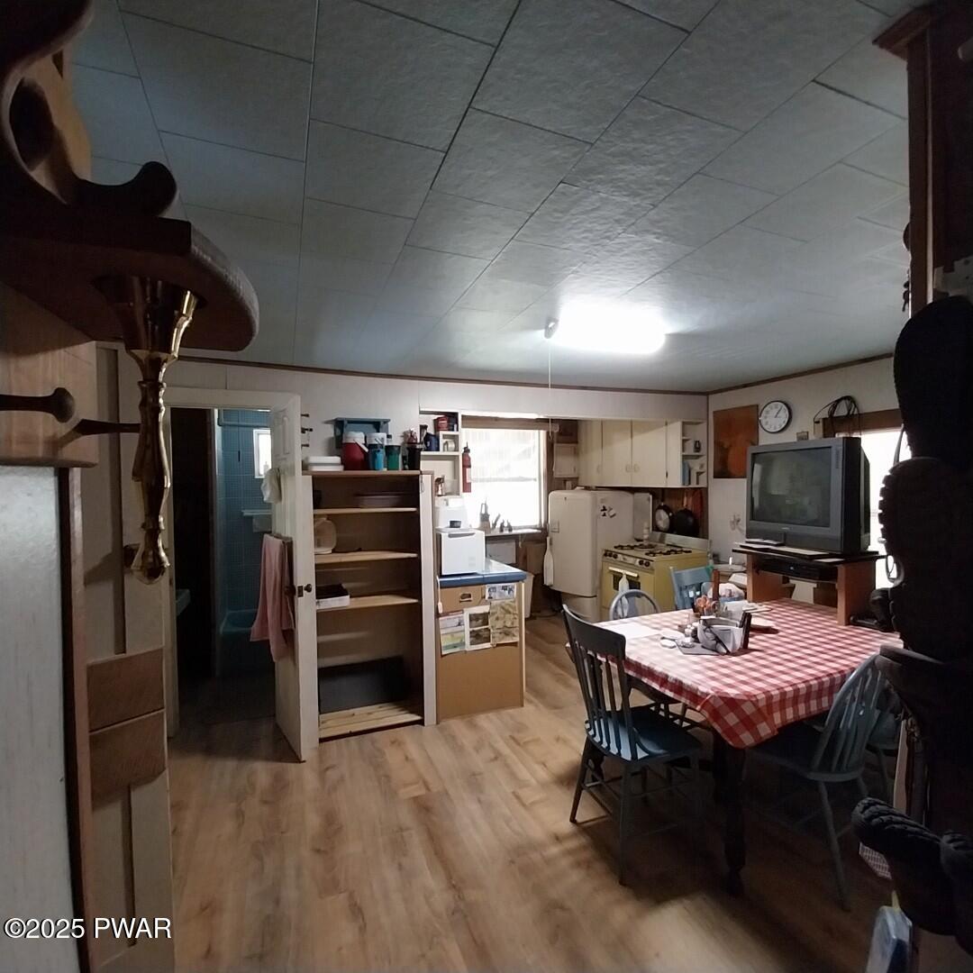 134 Markle Road Hawley, PA 18428 - Photo 25 of 86 2 Eat in Kitchen (Large)