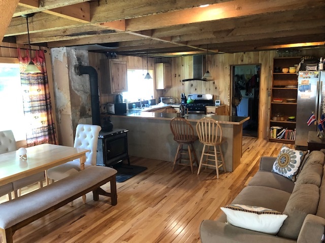 533 Rockydale Road Bristol, VT 05443 - Photo 6 of 29