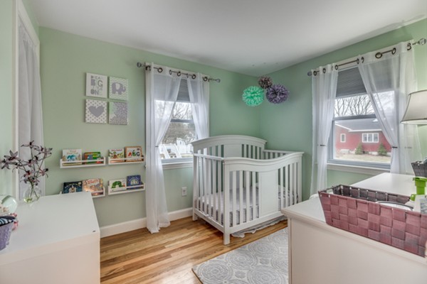 168 Parker Road Wakefield, MA 01880 - Photo 16 of 27 Gallery Image 16