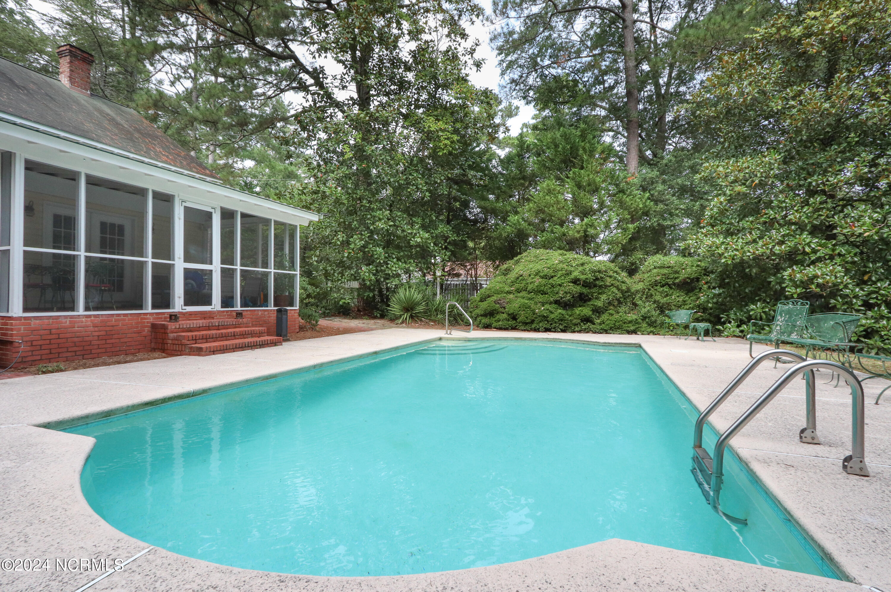 40 Caddell Road Pinehurst, NC 28374 - Photo 8 of 39 IMG_0304