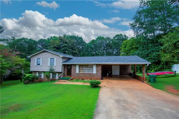 $268,979 | 5856 Oakleaf Drive, Stone Mountain, GA 30087