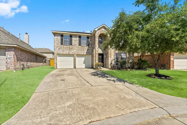 front view of house with a yard