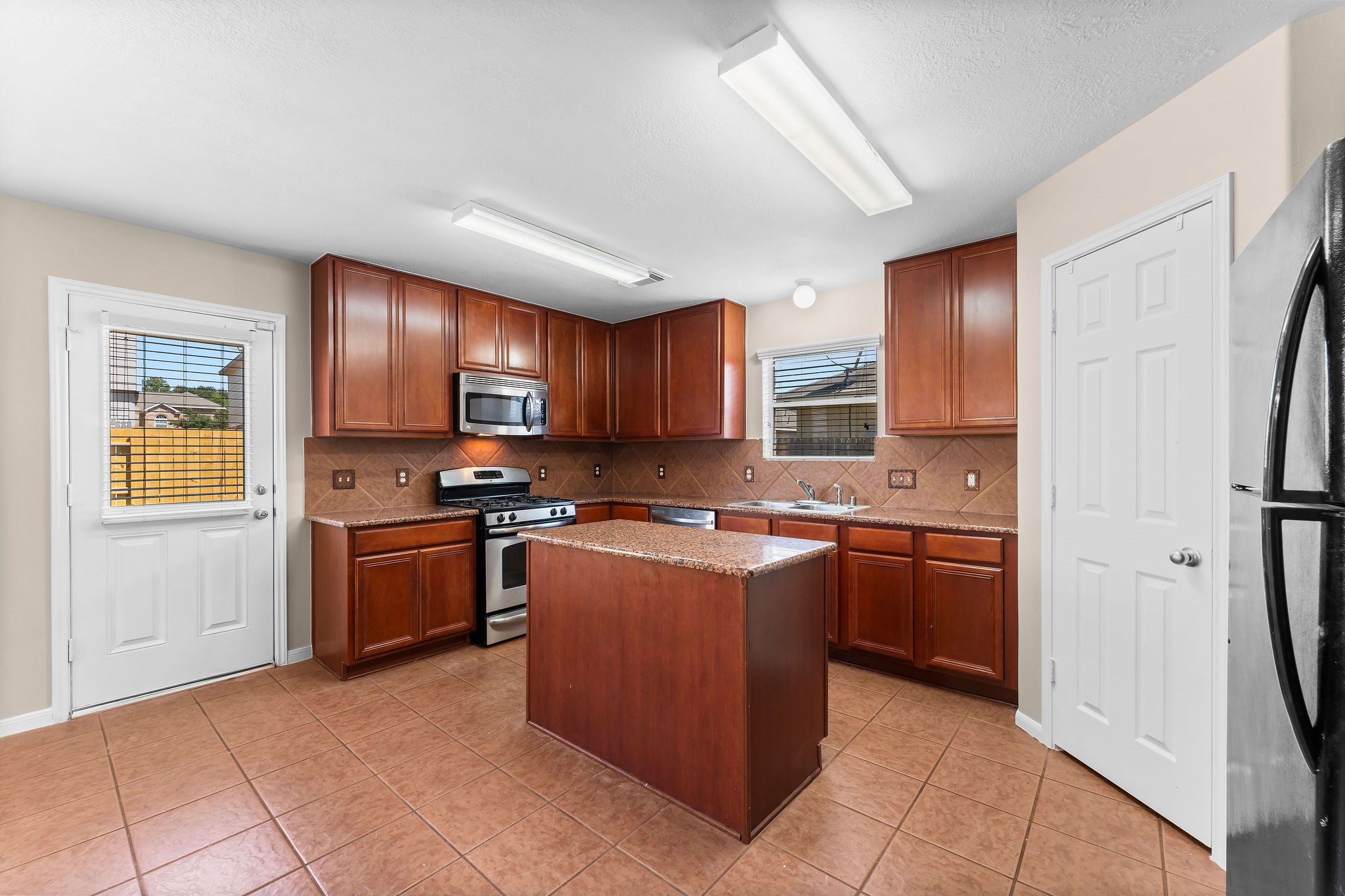 8338 Loetsch Ridge Way Spring, TX 77379 - Photo 11 of 38