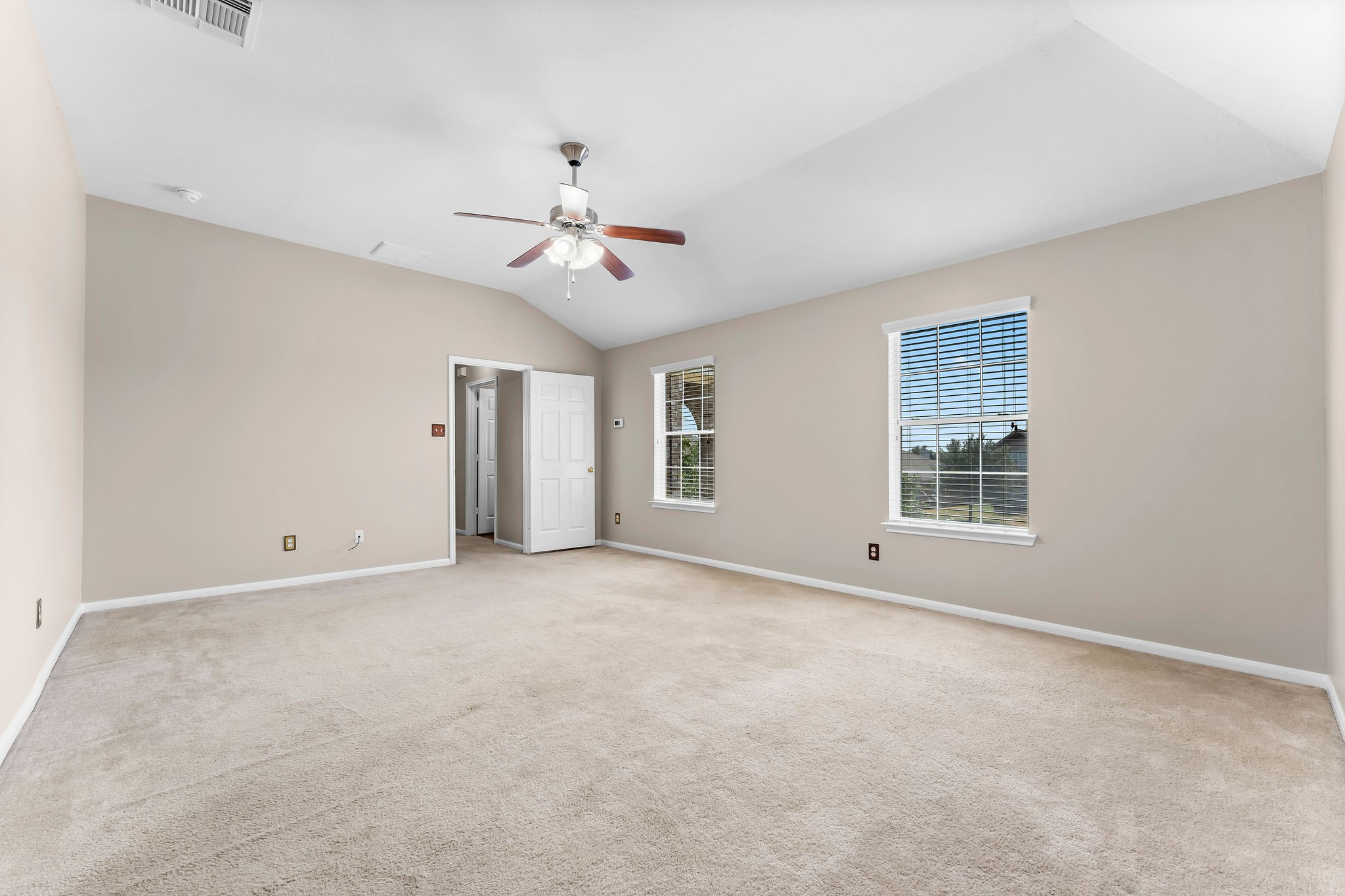 8338 Loetsch Ridge Way Spring, TX 77379 - Photo 21 of 38 Primary Bedroom