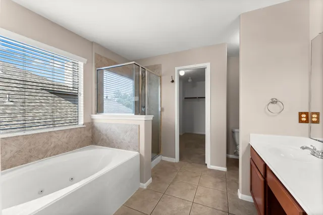 $2,200 | 8338 Loetsch Ridge Way, Spring, TX 77379