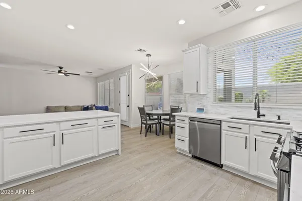 $699,999 | 20996 North 82nd Lane, Peoria, AZ 85382