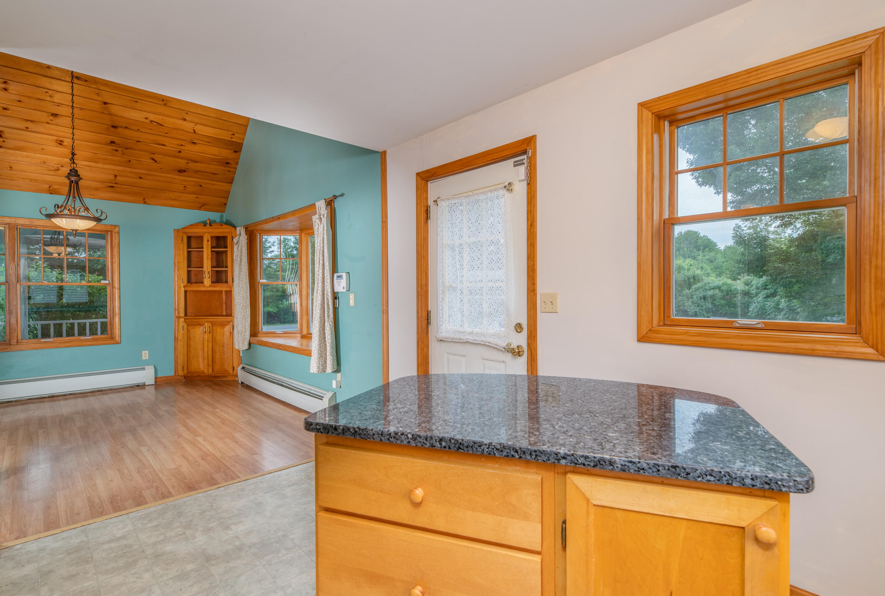 320 Gogan Road Benton, ME 04901 - Photo 7 of 29 Interior4