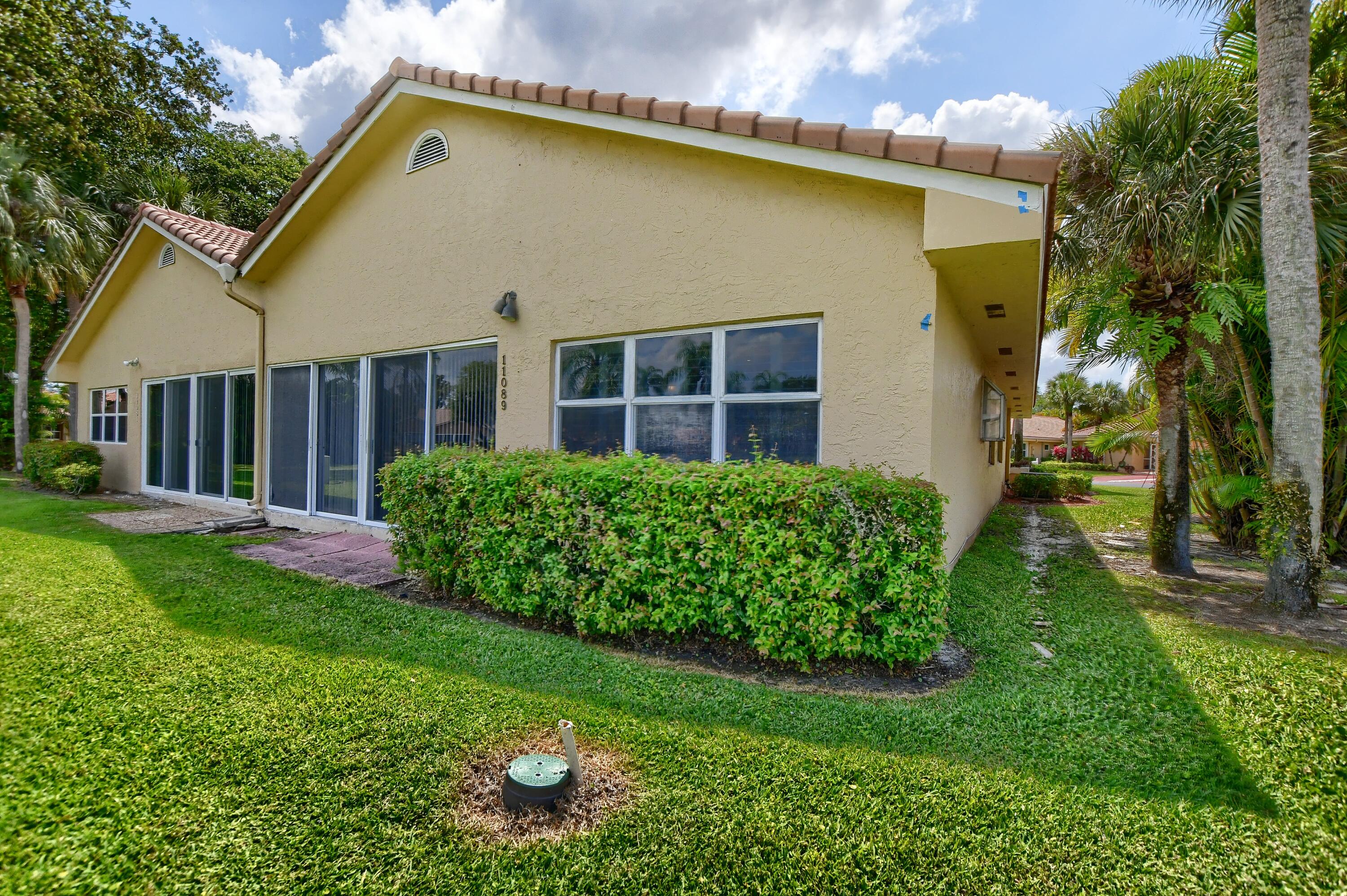 11089 Rios Road, Unit 11089 Boca Raton, FL 33498 - Photo 31 of 33 31_ebf_2170-hdr(5)