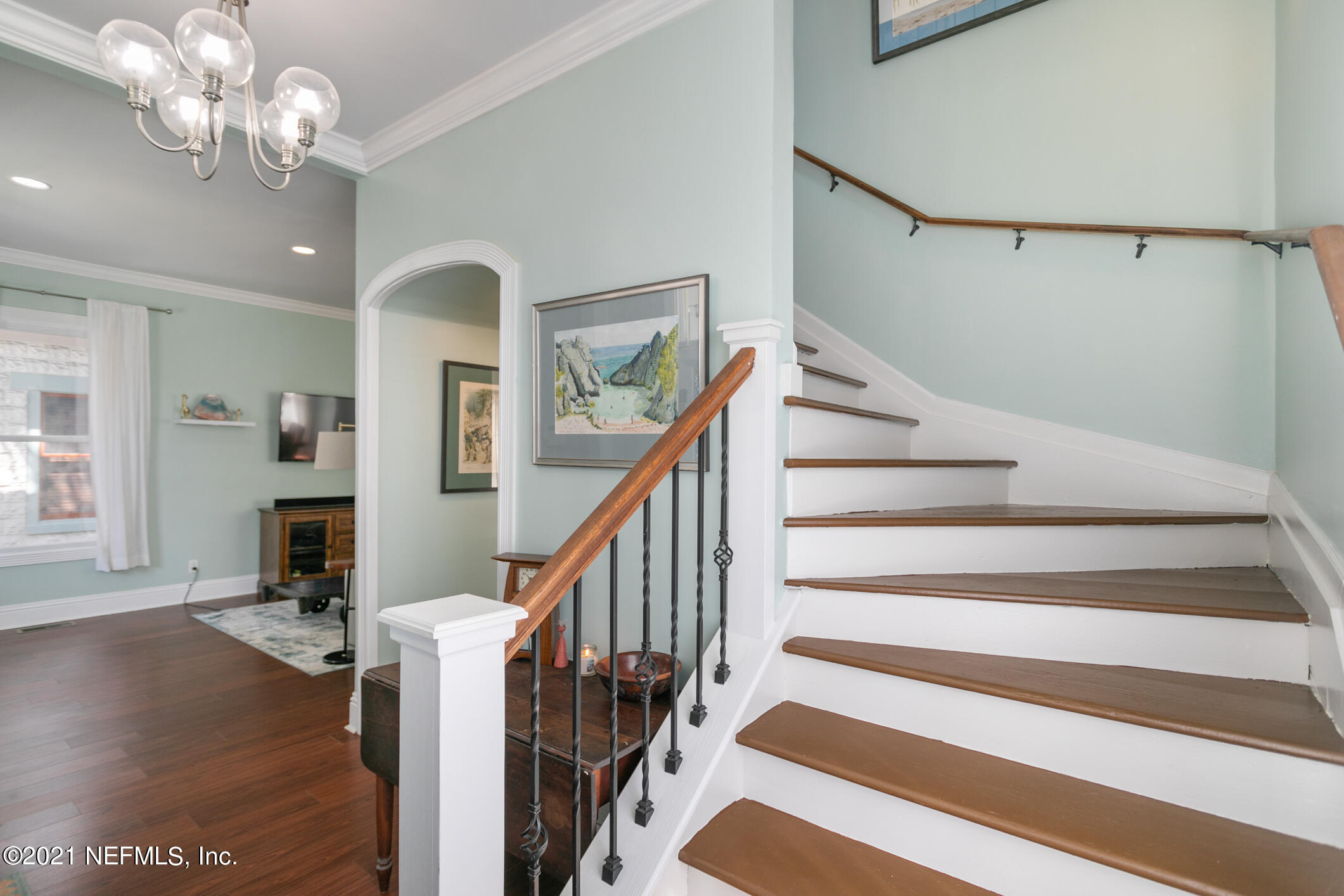 423 Walnut Court Jacksonville, FL 32206 - Photo 14 of 57 423 Walnut Ct (14).jpg-FULL