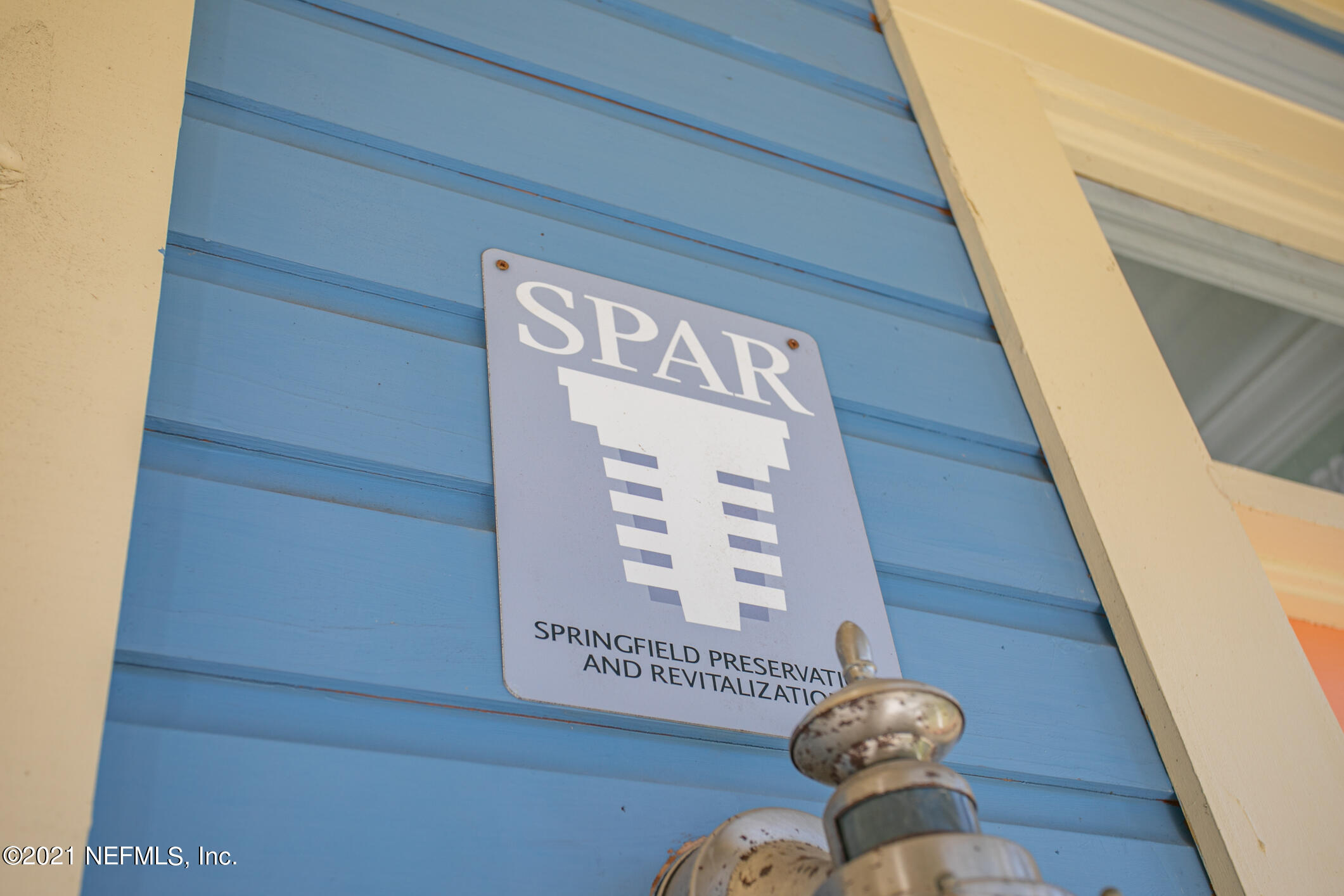 423 Walnut Court Jacksonville, FL 32206 - Photo 9 of 57 423 Walnut Ct (9).jpg-FULL