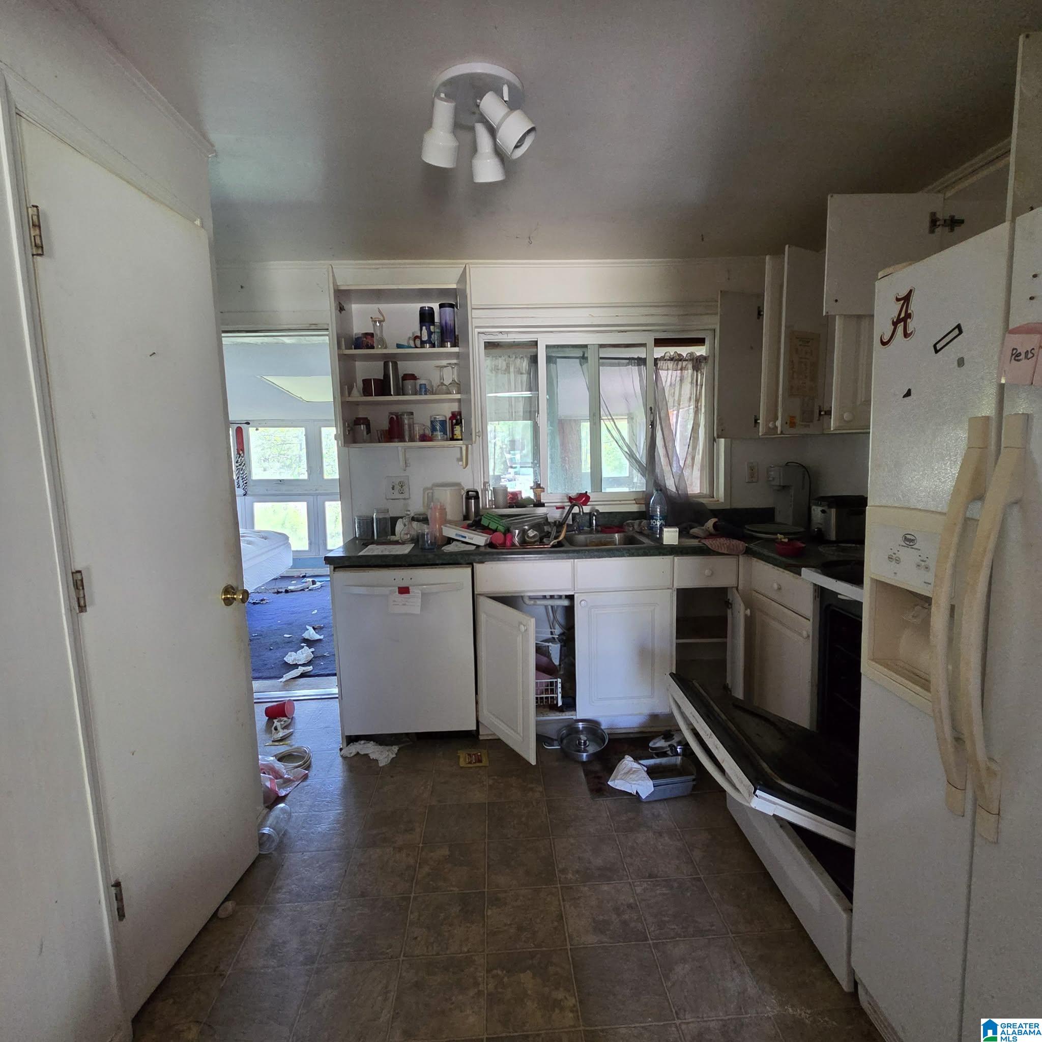 7399 Bishop Road Bessemer, AL 35022 - Photo 6 of 17 Gallery Image 6