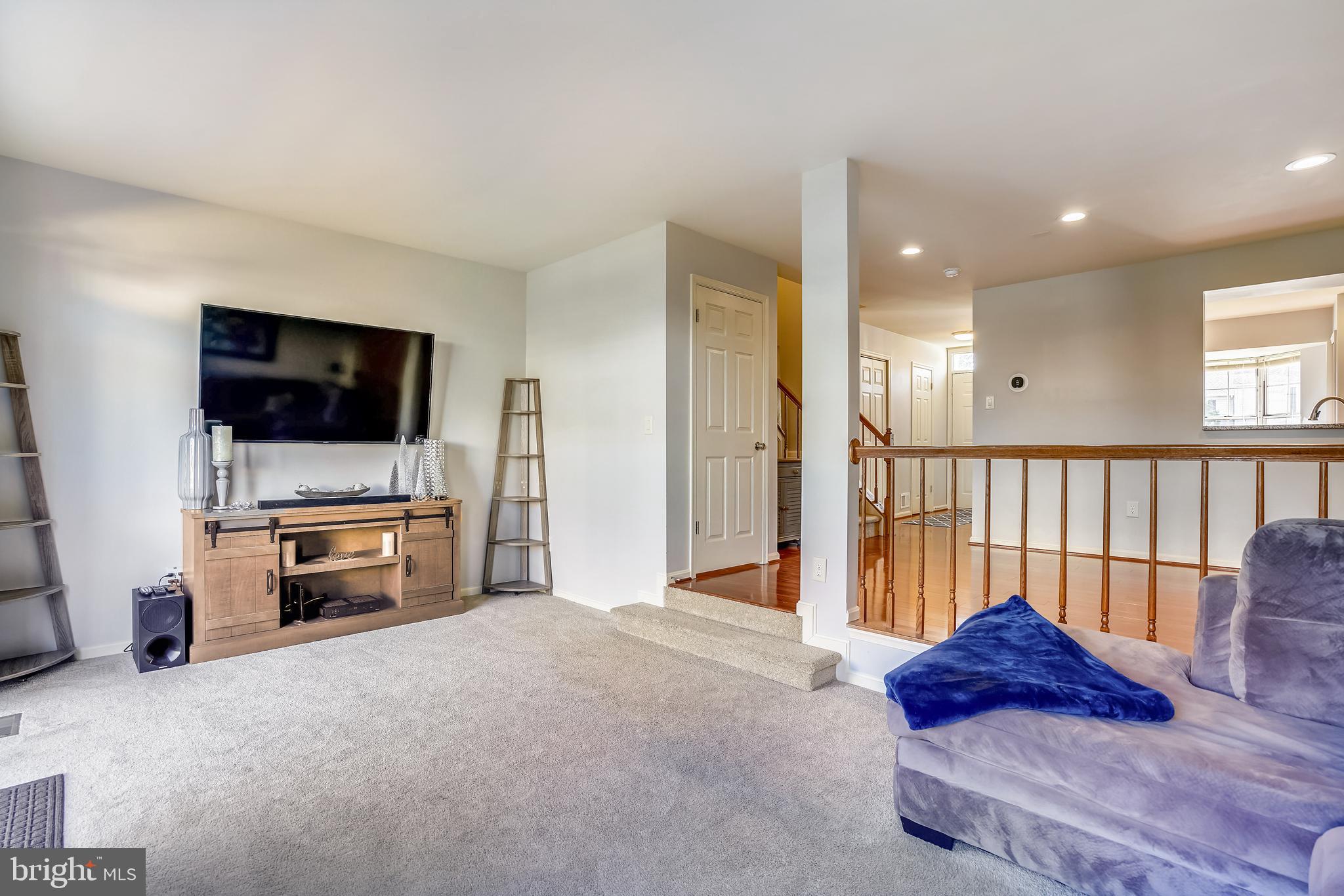 3759 Foxford Stream Road Baltimore, MD 21236 - Photo 14 of 37 Family room