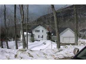 486 Round Robin Road Killington, VT 05751 - Photo 2 of 5 Gallery Image 2
