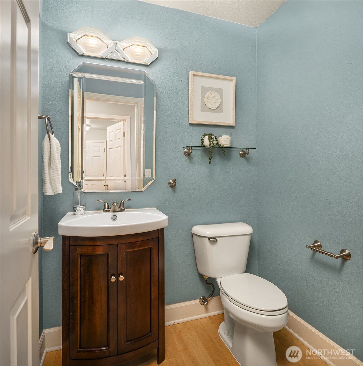 10405 Northeast 151st Place Bothell, WA 98011 - Photo 33 of 35 Gallery Image 33
