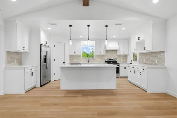 $285,000 | 1556 Sunset Drive, Baird, TX 79504