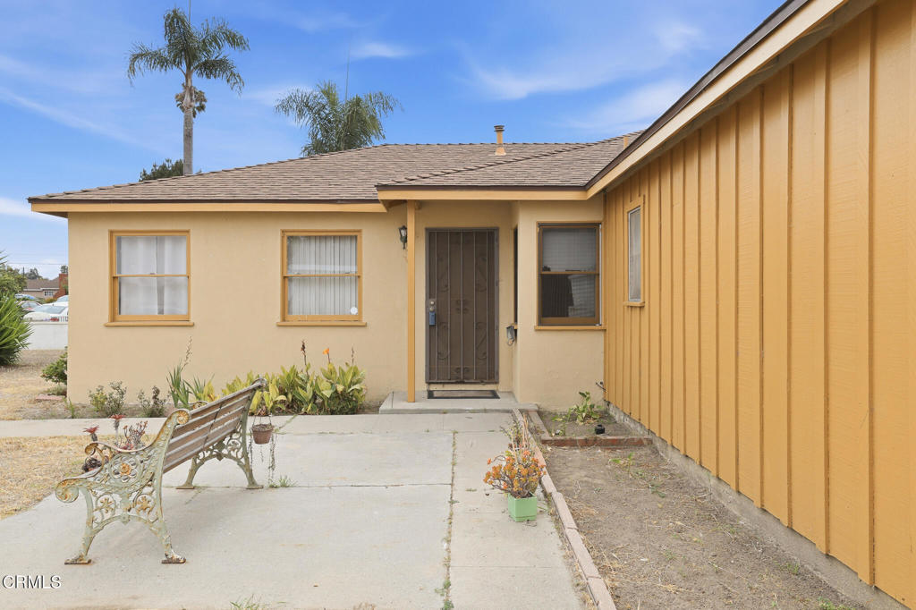 456 East Poplar Street Oxnard, CA 93033 - Photo 3 of 27