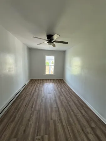 $950 | 361 East Main Street, Stanley, VA 22851