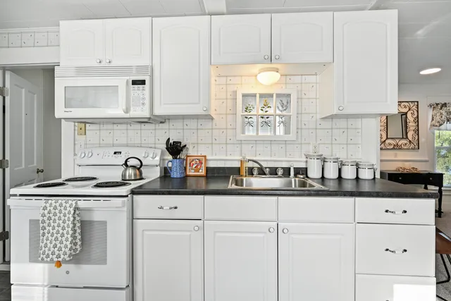 $625,000 | 7 North Maple Street, Greenville, ME 04441