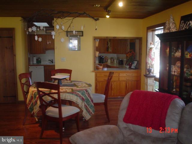 1125 East Newport Road Lititz, PA 17543 - Photo 5 of 22
