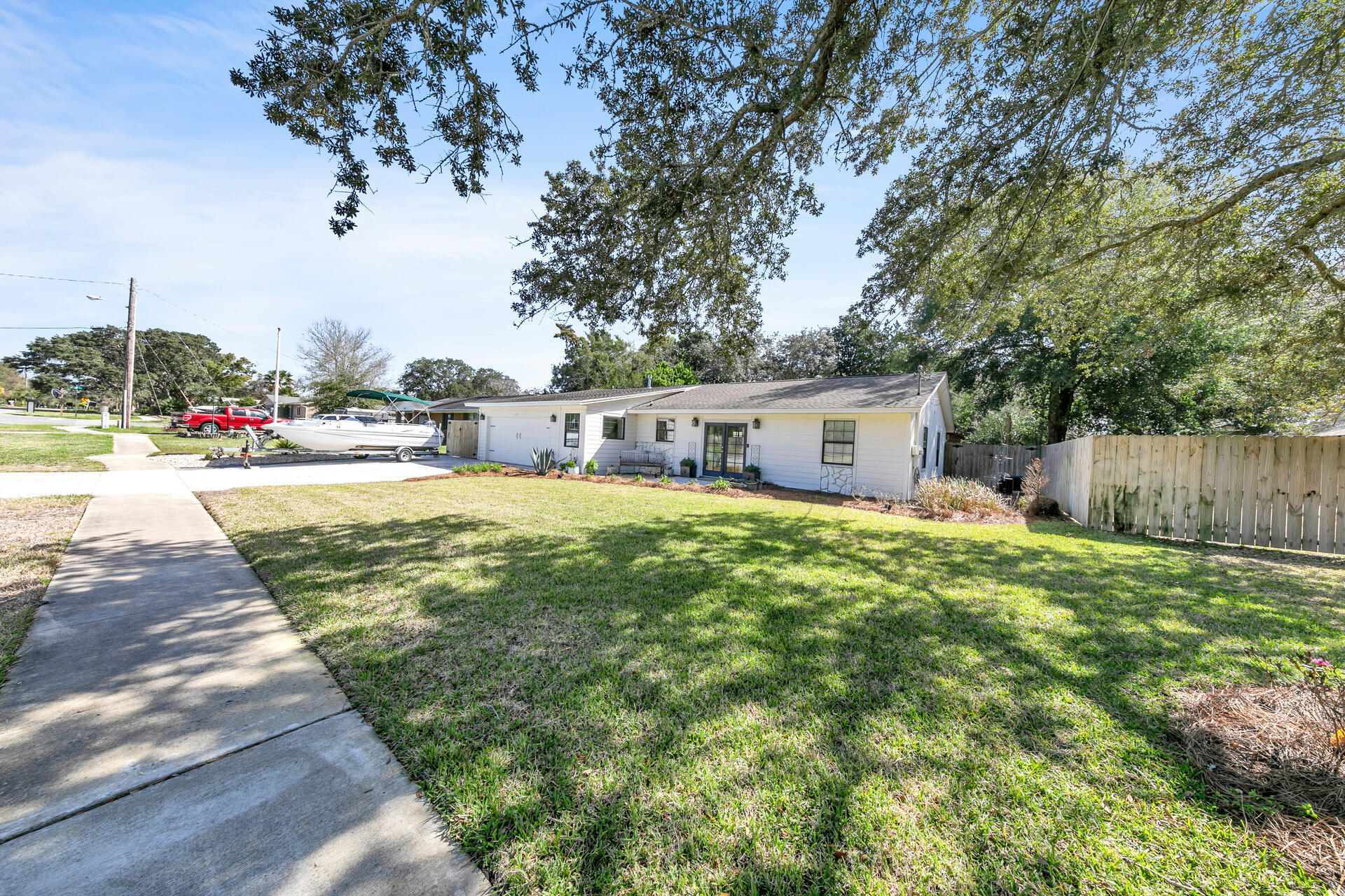 608 Main Street Destin, FL 32541 - Photo 43 of 45 608 Main St Destin FL 32541 USA-050-038-