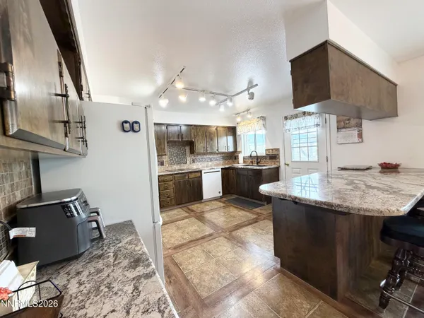 $469,000 | 141 West National Avenue, Winnemucca, NV 89445