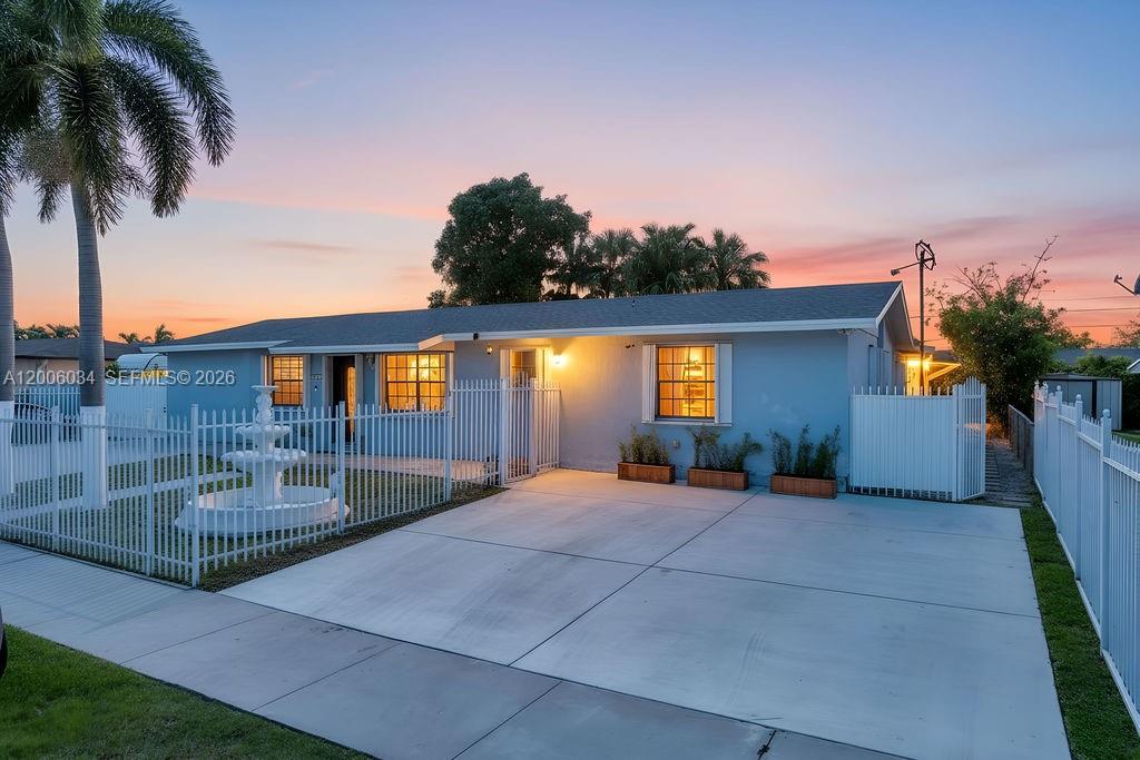 25420 Southwest 124th Place, Unit 1A Homestead, FL 33032 - Photo 26 of 36 Photo 26