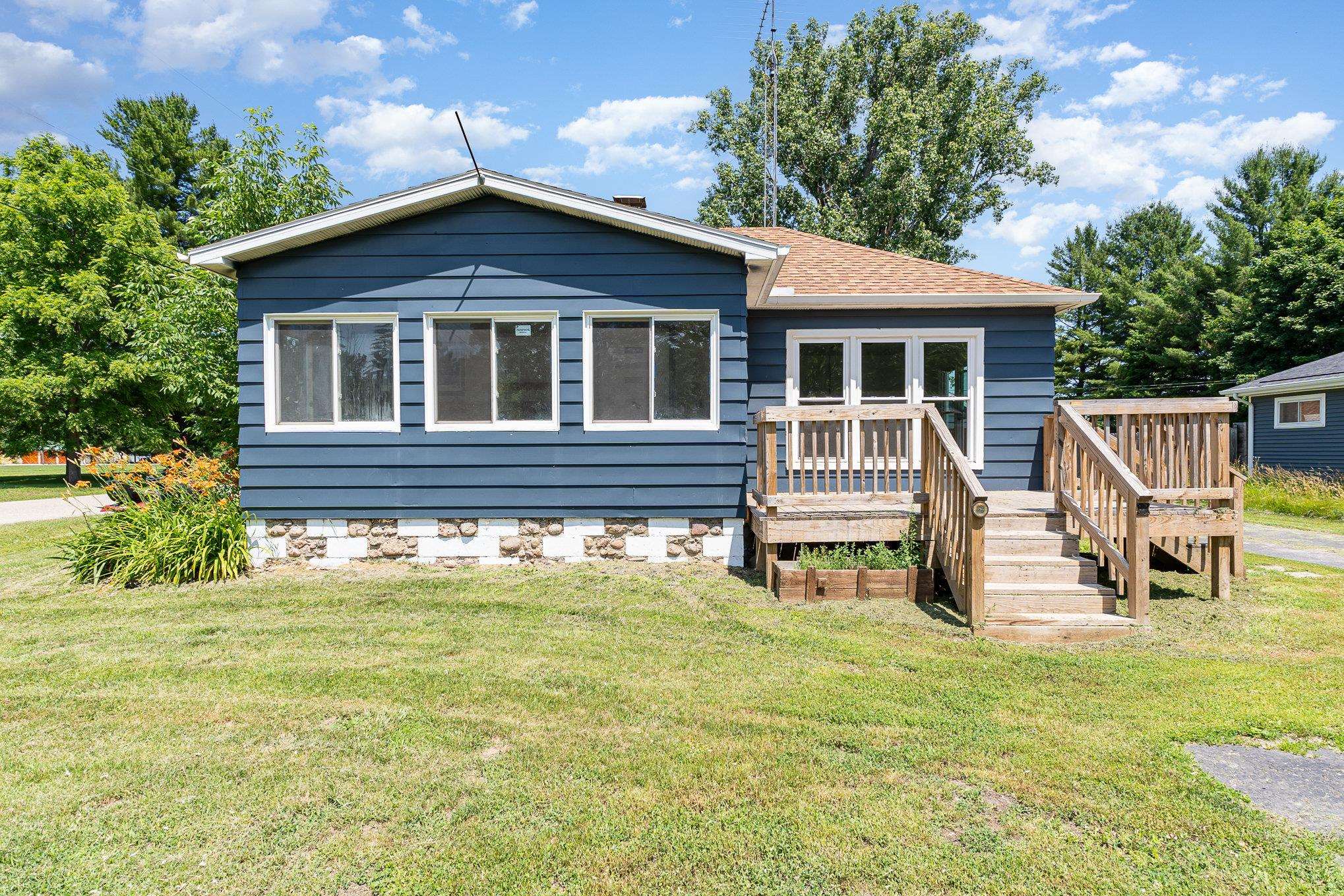 7388 West Esmond Road Hale, MI 48739 - Photo 1 of 23 1941973-D8476B0A-2E97-440A-A6AC-505F45BAE6B0.JPG